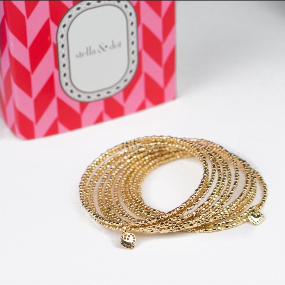 Stella and Dot Bardot Spiral Bangle Bracelet Gold